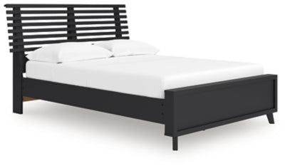 Cama con paneles de láminas Danziar