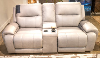 Loveseat eléctrico reclinable Trendsetter con asientos con audio