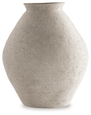 Hannela Vase - Antique Tan