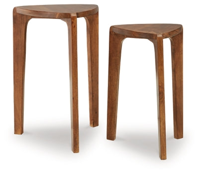 Brynnleigh Accent Table (Set of 2) - Medium Brown