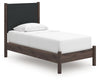 Cama Cadmori Twin con plataforma tapizada y paneles