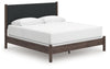 Cama Cadmori King con paneles tapizados