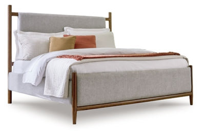 Cama Queen Lyncott con paneles tapizados - Marrón
