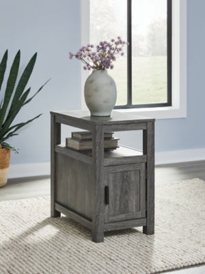 Fendenmore Chairside End Table